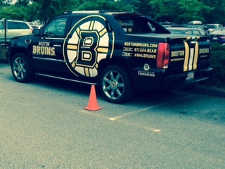 /images/pfpphotos/uploads/ME0090/ME0090.Gall.Bruins PMC Team Truck_1.jpg
